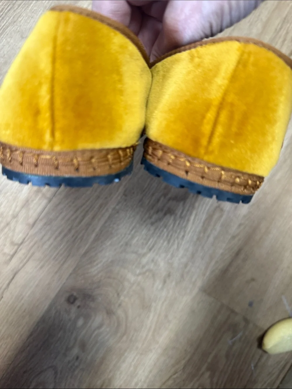 Flabelus Gold Velvet Mary Jane Flats Size 37 NWOB